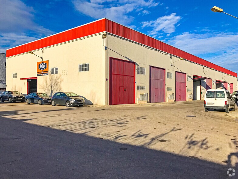 Industriel/Logistique dans Campo Real, Madrid à vendre - Photo de l’immeuble – Image 1 sur 1