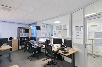 Plus de détails pour 74 Rue De Bercy, Paris - Bureau à louer