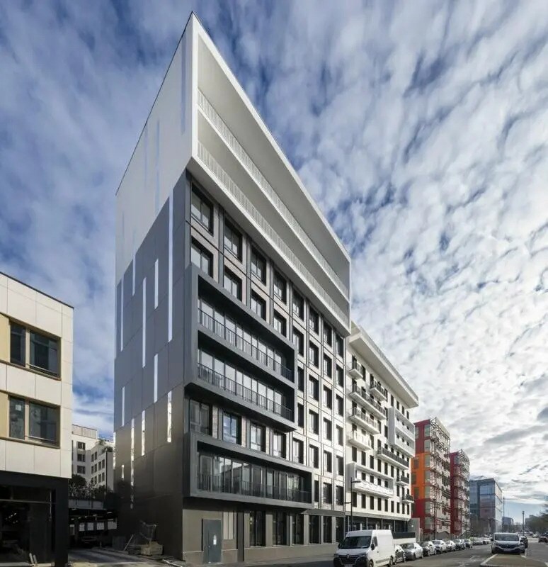 Bureau dans Montigny-le-Bretonneux à louer Photo de l’immeuble– Image 1 sur 12