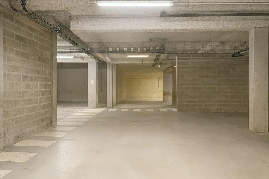 Industriel/Logistique dans Malakoff à louer - Photo intérieure – Image 2 sur 6