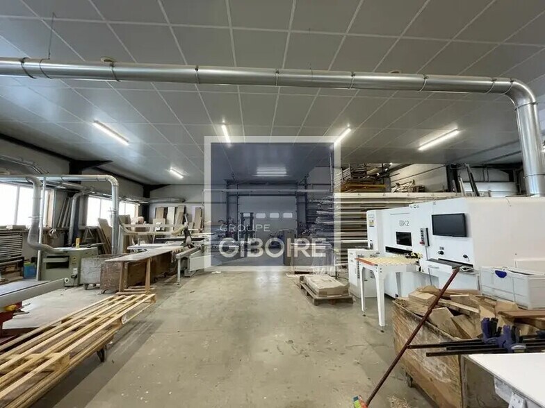 Industriel/Logistique dans Bourgbarré à louer - Photo intérieure – Image 3 sur 8