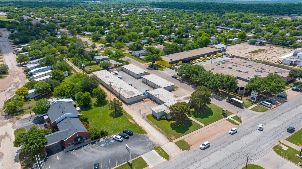 209 S Pioneer Dr, Abilene, TX à louer - Photo de l’immeuble – Image 3 sur 11