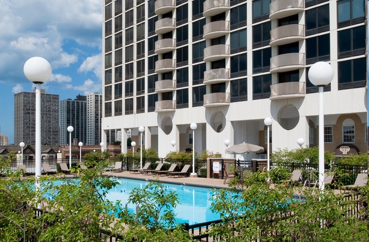 4334 N Hazel St, Chicago, IL à louer - Photo de l’immeuble – Image 2 sur 47