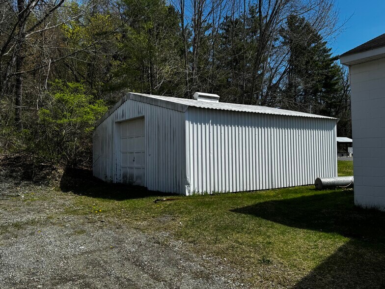149 Route 44, Millerton, NY à vendre - Photo de l’immeuble – Image 3 sur 15