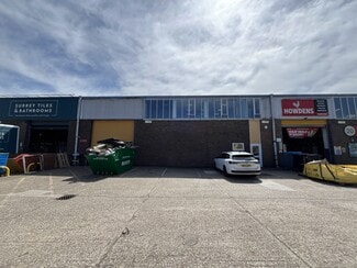 Plus de détails pour Kestrel Way, Woking - Industriel/Logistique à louer