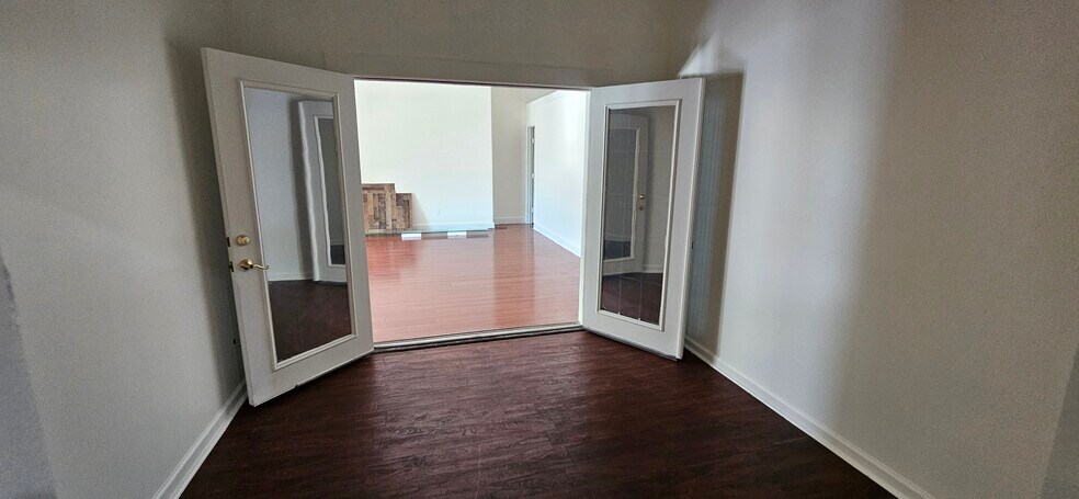 605 Bradford Ave, Kemah, TX à louer - Photo de l’immeuble – Image 3 sur 15