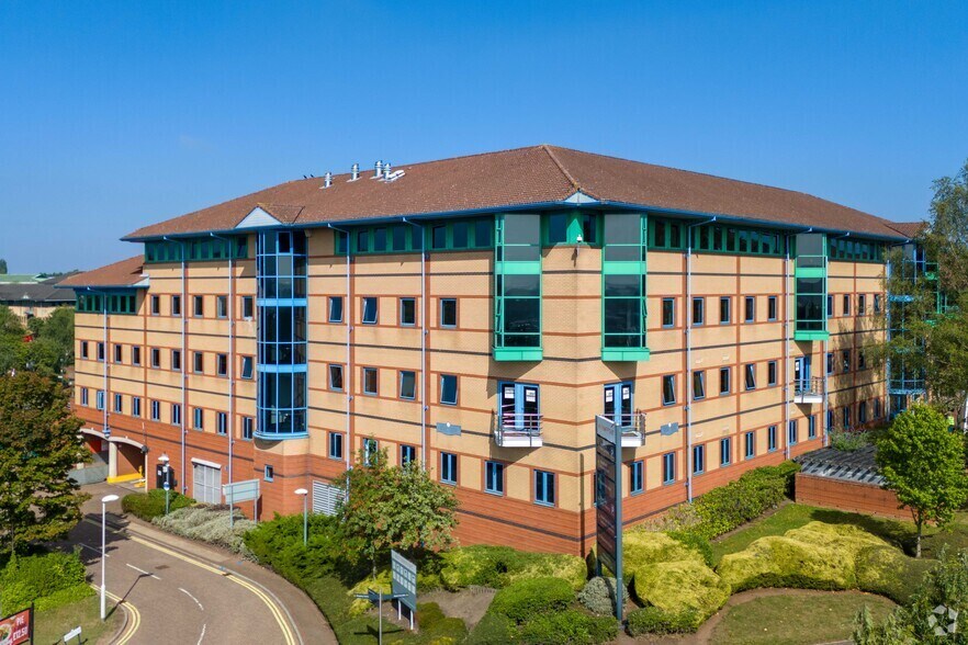 Waterfront Way, Brierley Hill à louer - Photo de l’immeuble – Image 2 sur 2