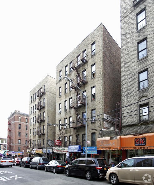 2265 Davidson Ave, Bronx, NY à louer - Photo de l’immeuble – Image 2 sur 2
