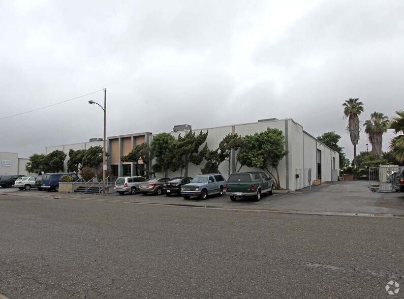 1411 E Wilshire Ave, Santa Ana, CA à vendre - Photo de l’immeuble – Image 1 sur 3