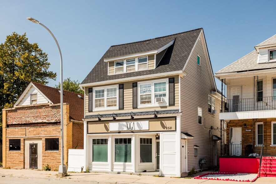 2321 Caniff St, Hamtramck, MI à louer - Photo de l’immeuble – Image 2 sur 13