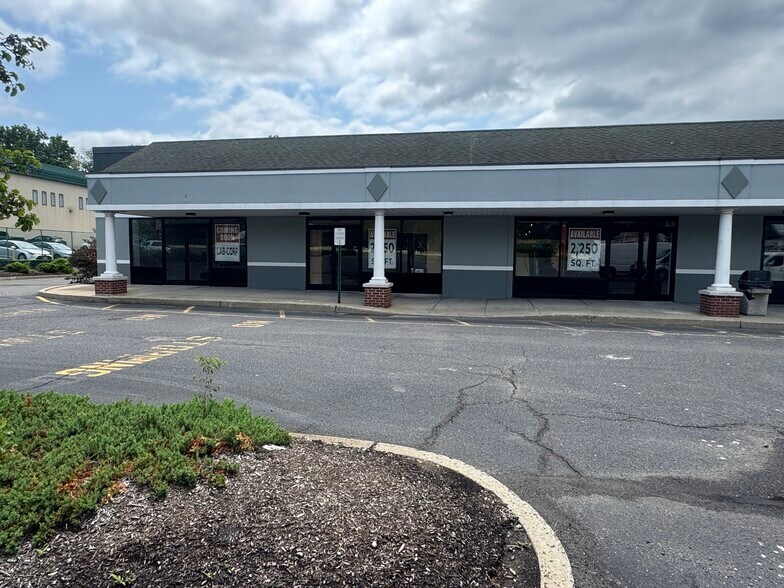 1400 State Route 36, Hazlet, NJ à louer - Photo de l’immeuble – Image 3 sur 8