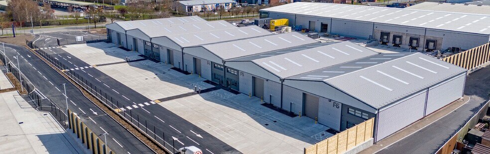 Wilson Rd, Liverpool à louer - Photo de l’immeuble – Image 3 sur 8