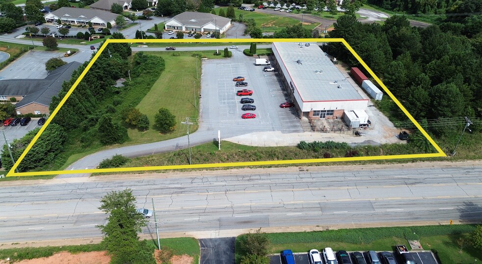 12020 N Radio Station Rd, Seneca, SC à vendre - Photo de l’immeuble – Image 2 sur 4