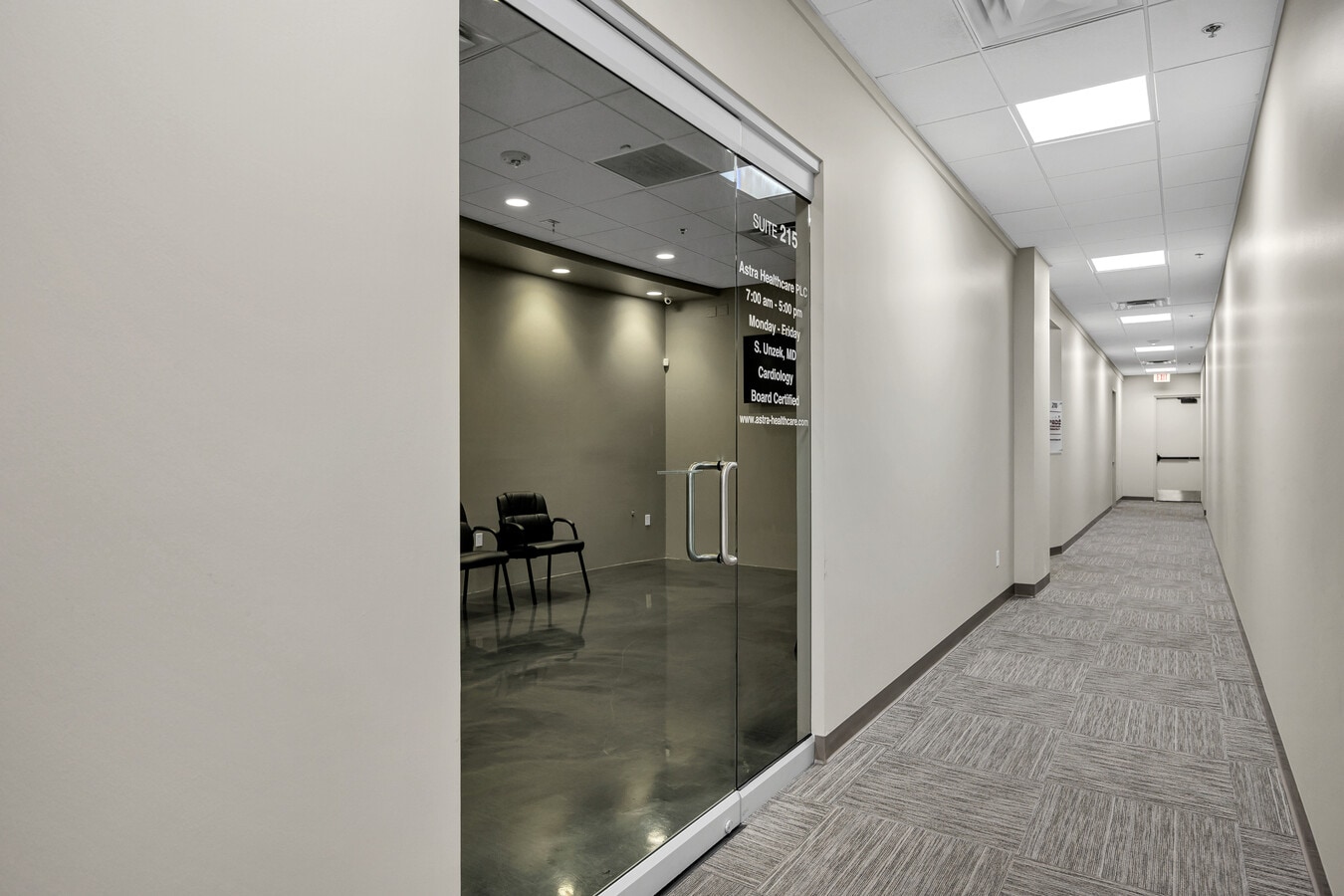7010 E Chauncey Ln, Phoenix, AZ 85054 - Lot 215 - - Photo intérieure - Image 2 of 19