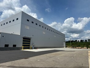 600 Fox Run Ave, Opelika, AL à louer Photo intérieure– Image 1 sur 5