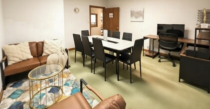 2175 N Academy Cir, Colorado Springs, CO à louer Photo intérieure– Image 2 sur 4