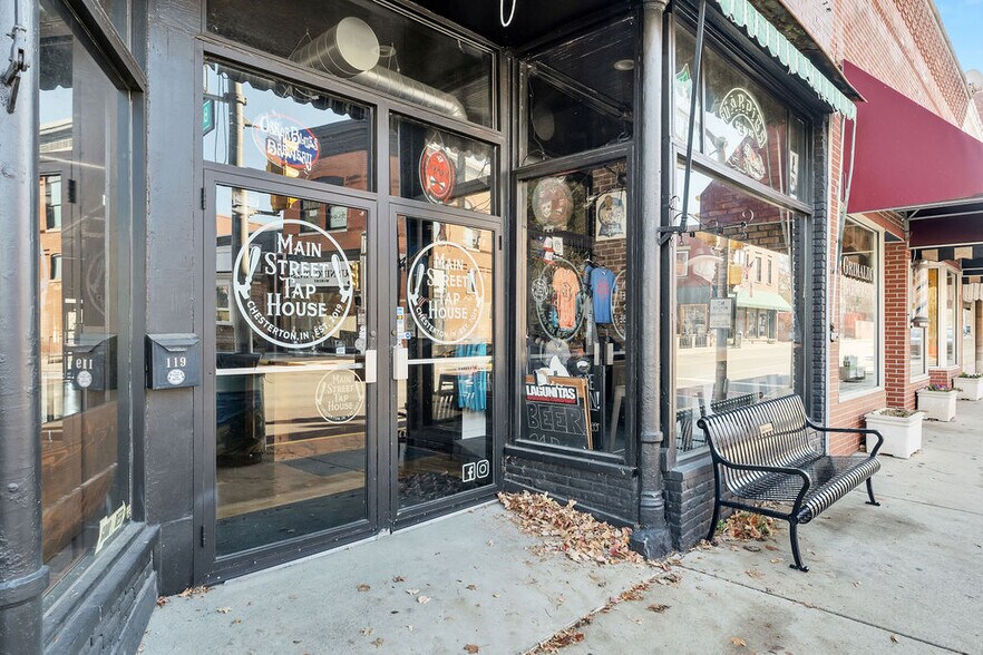 119 S Calumet Ave, Chesterton, IN à louer - Photo de l’immeuble – Image 3 sur 61