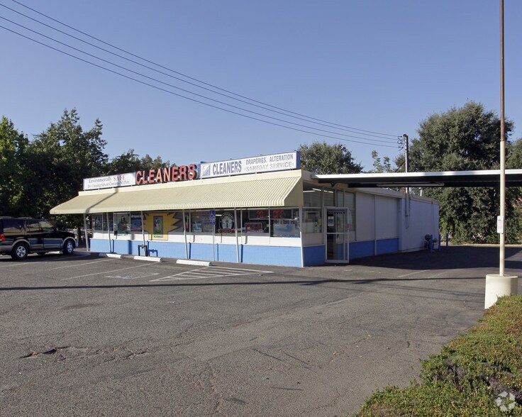 5901 Folsom Blvd, Sacramento, CA à vendre - Photo principale – Image 1 sur 5