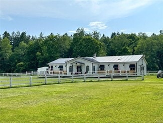 Plus de détails pour 185 Dairy Hill Rd, Little Falls, NY - Spécialisé à vendre