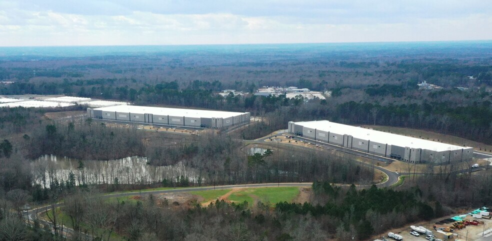 765 Highway 29 S, Newnan, GA à louer - Photo de l’immeuble – Image 2 sur 3