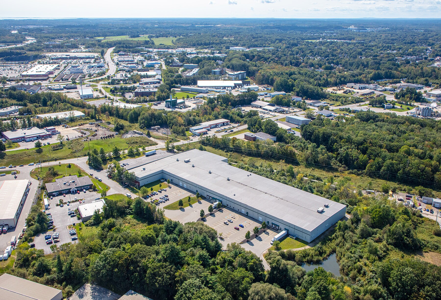 765 Warren Ave, Portland, ME à louer Photo de l’immeuble– Image 1 sur 8