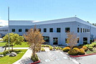 Plus de détails pour 2611 Business Park Dr, Vista, CA - Industriel/Logistique à louer