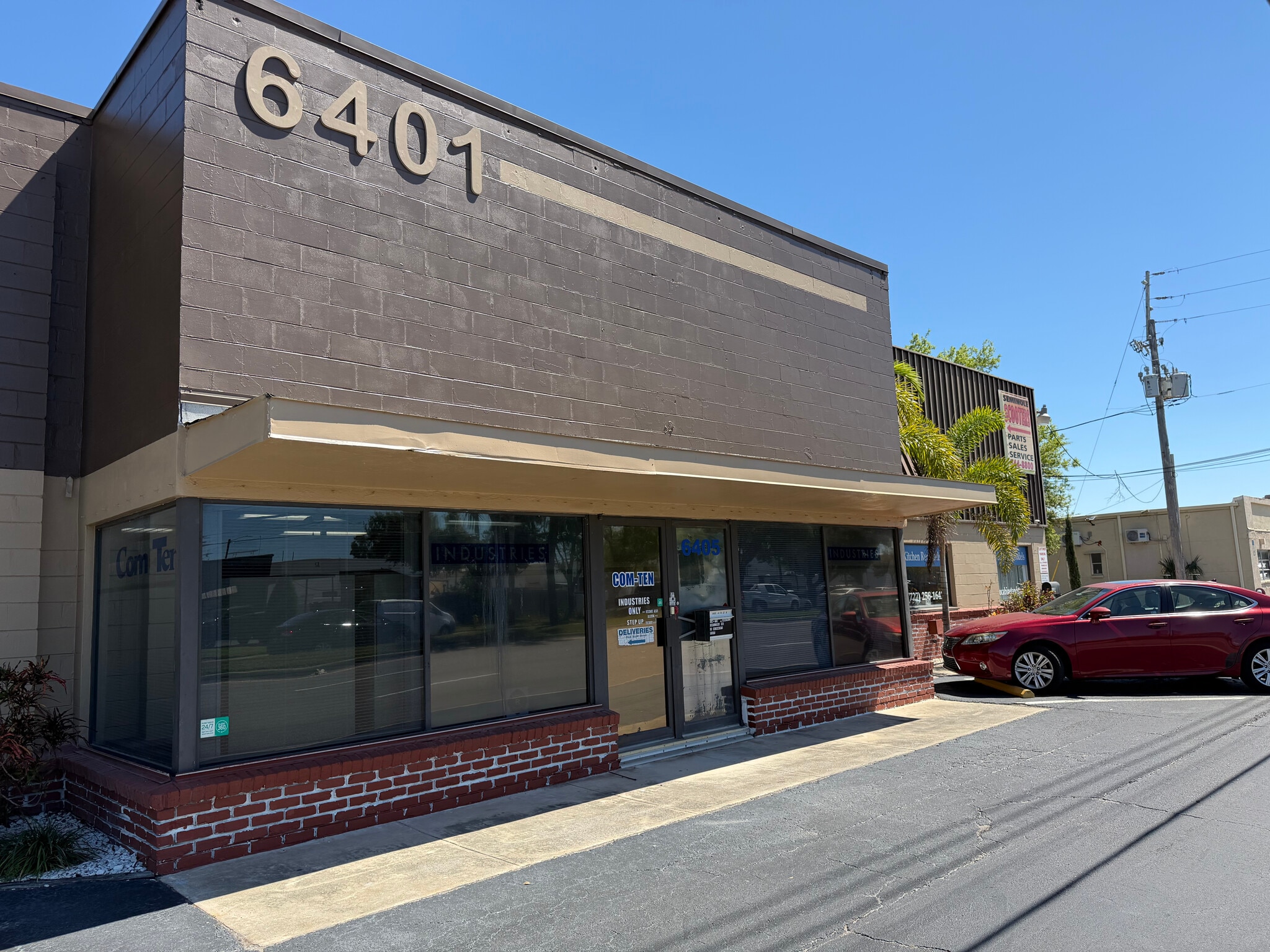 6401-6405 N 49th St, Pinellas Park, FL à louer Photo principale– Image 1 sur 12