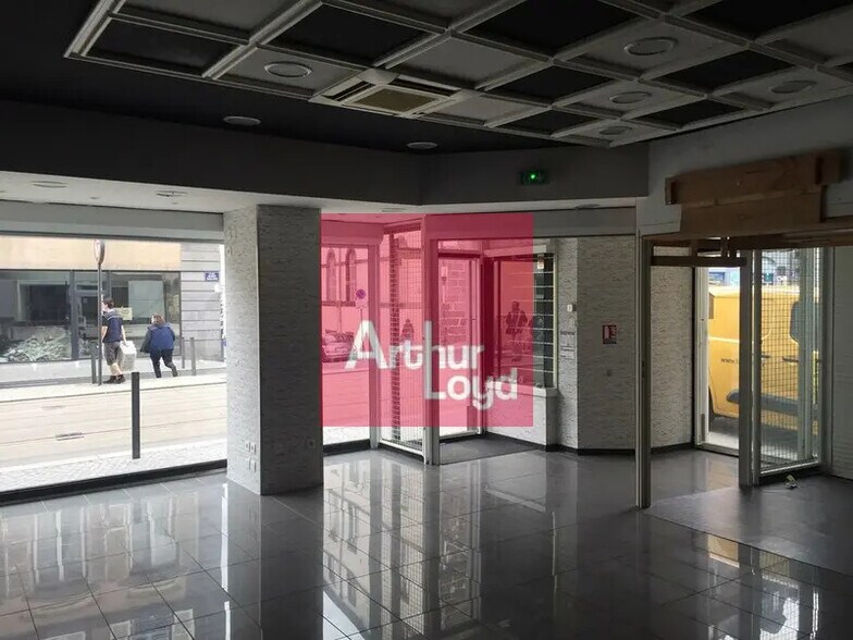 Local commercial dans Clermont-Ferrand à louer - Photo intérieure – Image 2 sur 11