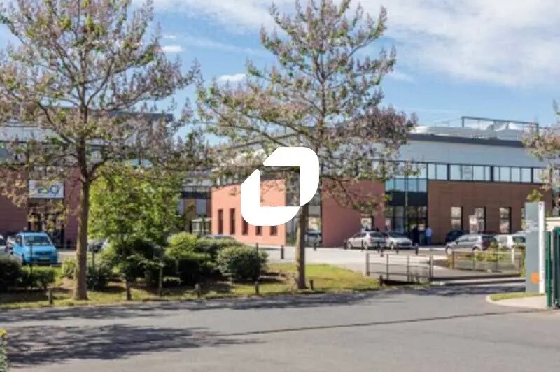 Bureau dans Villeneuve-la-Garenne à louer - Photo de l’immeuble – Image 2 sur 2