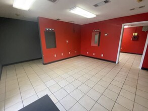 5550 Eastex Fwy, Beaumont, TX à louer - Vidéo sur l’annonce professionnelle 