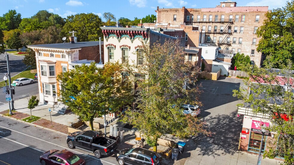 465 Madison Ave, Albany, NY à vendre - Photo de l’immeuble – Image 2 sur 45