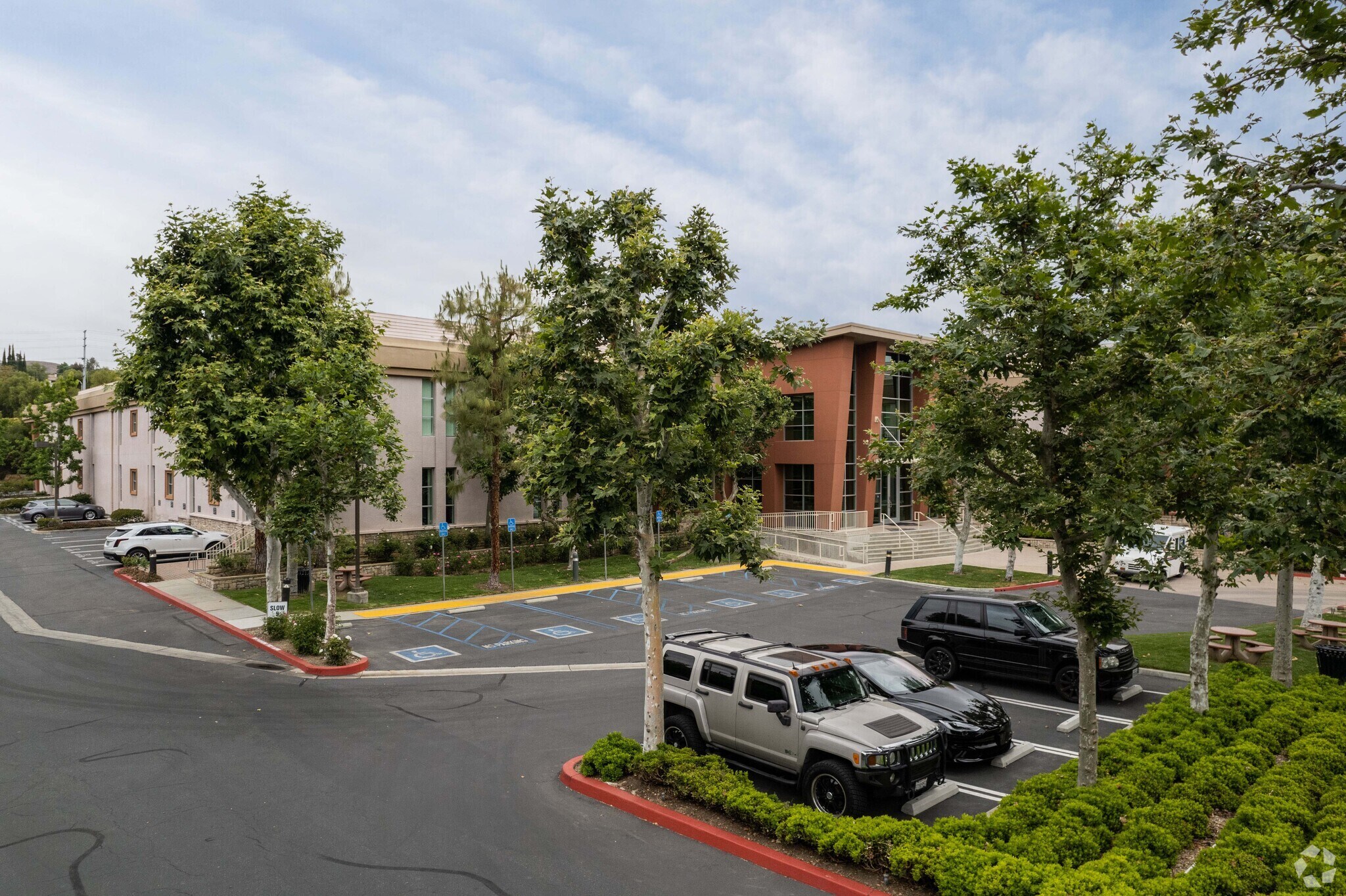 29903 Agoura Rd, Agoura Hills, CA à louer Photo principale– Image 1 sur 7