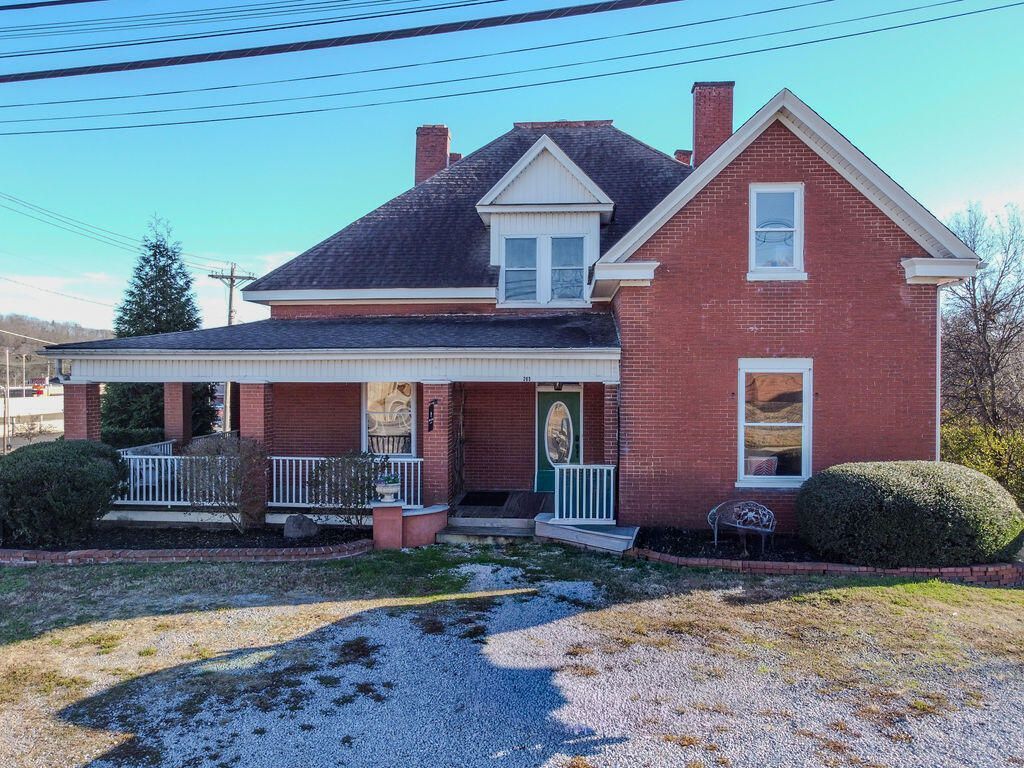 203 W Washington Ave, Athens, TN à vendre Photo principale– Image 1 sur 25