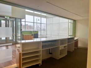 1823 Freedom Dr, Naperville, IL à louer Photo intérieure– Image 2 sur 4