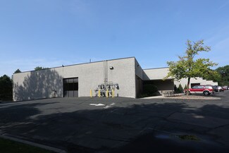 Plus de détails pour 15225-15305 Minnetonka Blvd, Minnetonka, MN - Local d'activités, Industriel/Logistique à louer