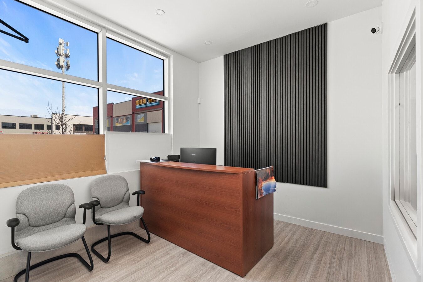10960 42 St NE, Calgary, AB T2C 5B2 - Lot 305 - - Photo intérieure - Image 2 of 21