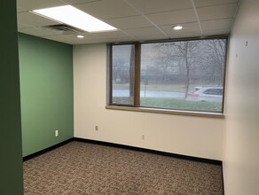 2000 Hogback Rd, Ann Arbor, MI à louer Photo intérieure– Image 1 sur 1