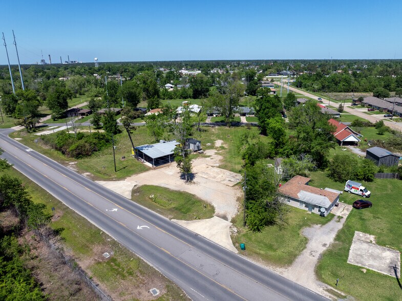 1411 Houston River Rd, Westlake, LA à vendre - Photo de l’immeuble – Image 3 sur 9
