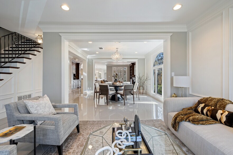 1810 W 35th St, Austin, TX à vendre - Photo de l’immeuble – Image 1 sur 114