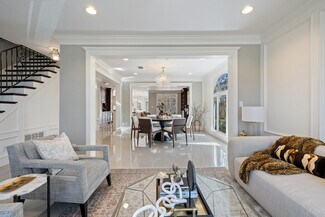 Plus de détails pour 1810 W 35th St, Austin, TX - Spécialisé à vendre