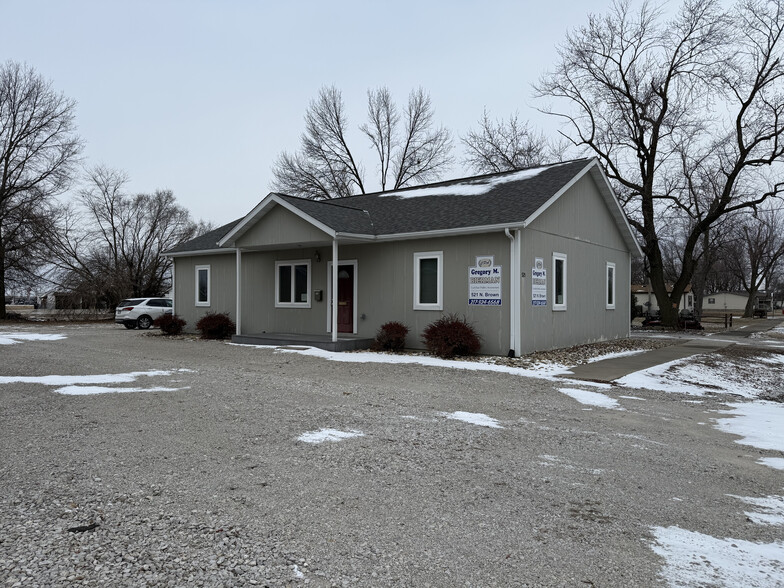 521 N Brown St, Litchfield, IL à vendre - Photo de l’immeuble – Image 3 sur 11