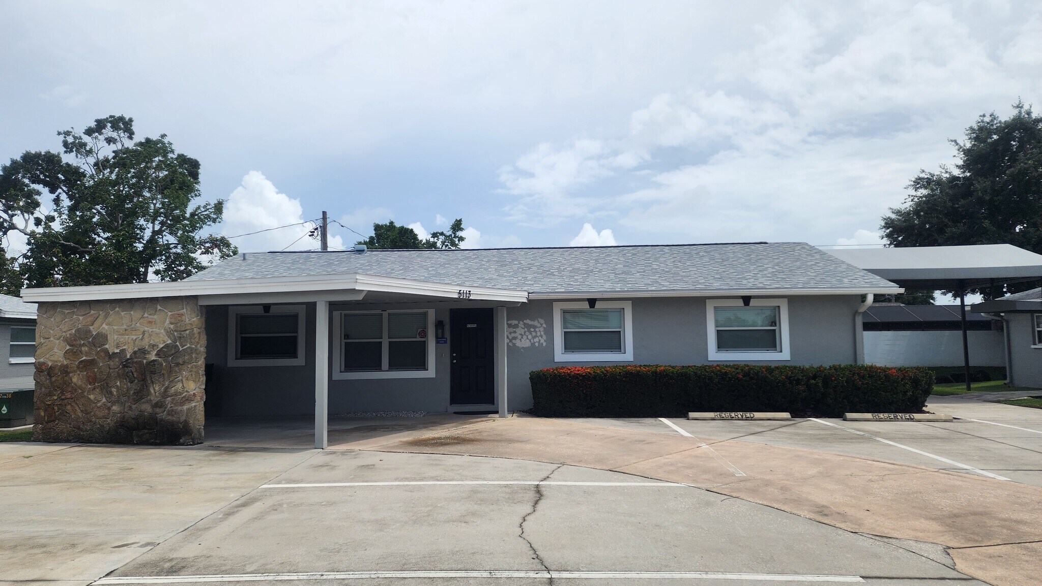 5113 Memorial Hwy, Tampa, FL à vendre Photo principale– Image 1 sur 15