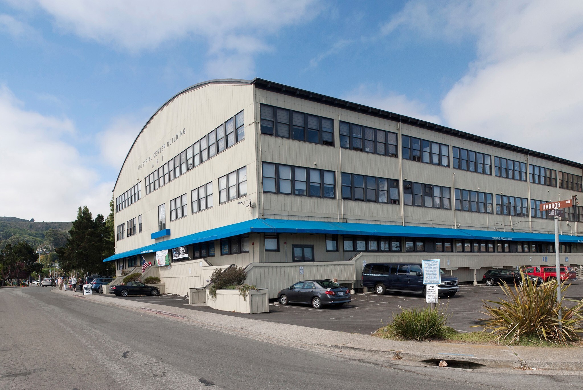 480 Gate Five Rd, Sausalito, CA à louer Photo principale– Image 1 sur 6