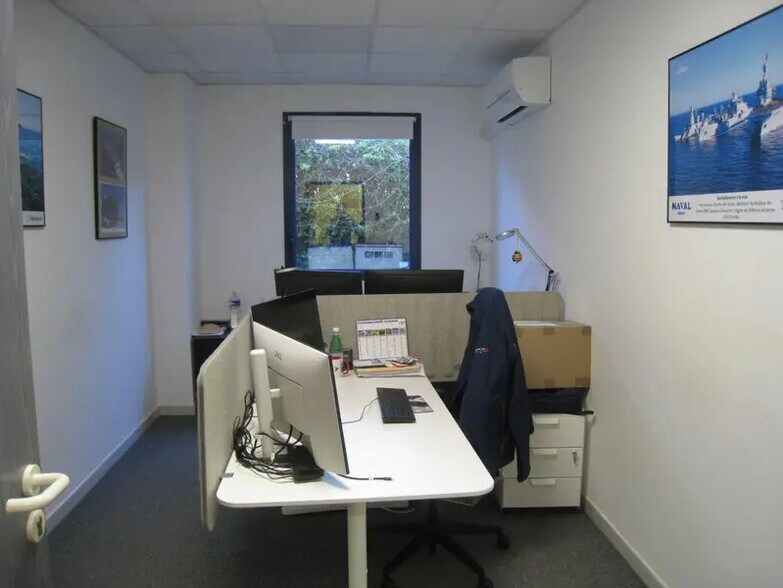 Bureau dans Roquevaire à vendre - Photo intérieure – Image 2 sur 6