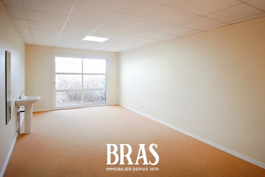 Local d’activités dans Les Sorinières à louer - Photo intérieure – Image 2 sur 4