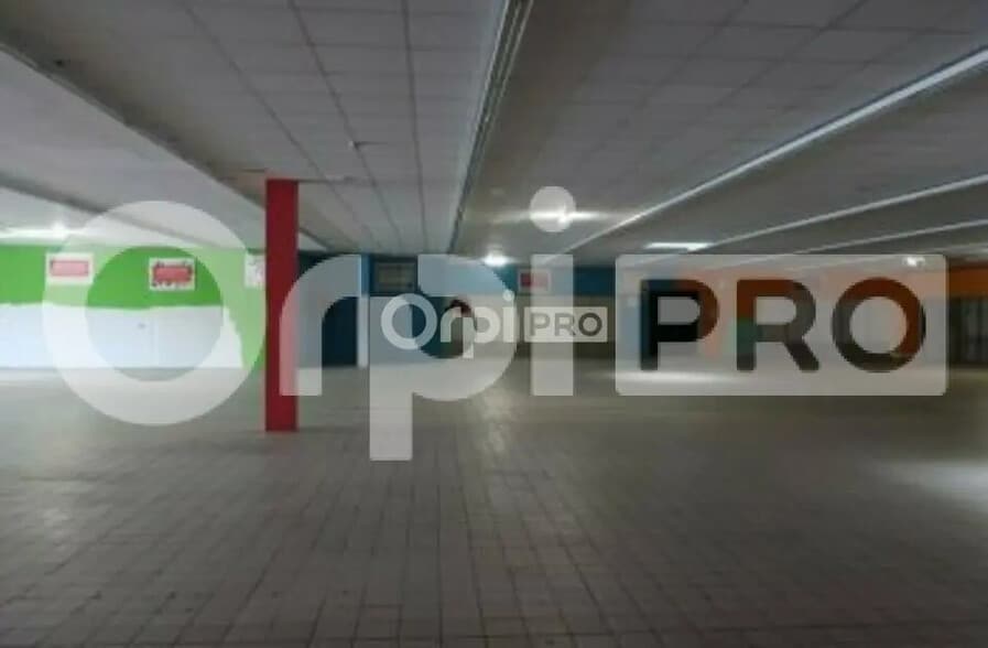 Local commercial dans Reims à louer - Photo intérieure – Image 2 sur 4