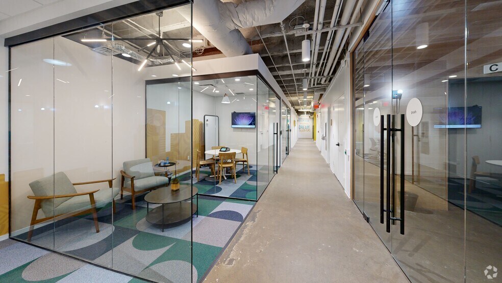500 E Main St, Norfolk, VA à louer - Numérisation 3D Matterport – Image 3 sur 30