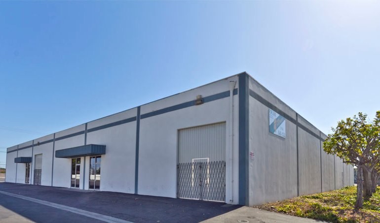 6342-6348 Industry Way, Westminster, CA à louer - Photo de l’immeuble – Image 3 sur 5