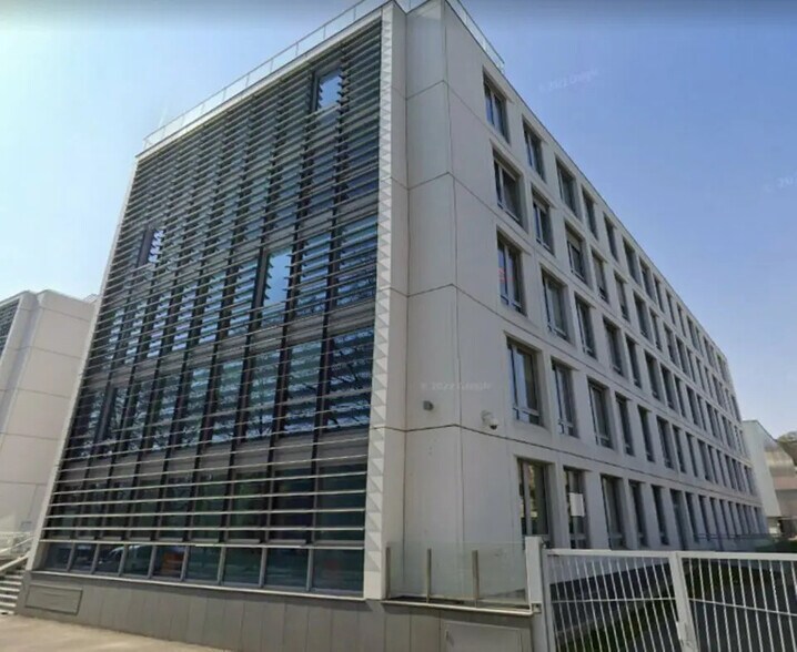 Bureau dans Lyon à louer - Photo de l’immeuble – Image 1 sur 7