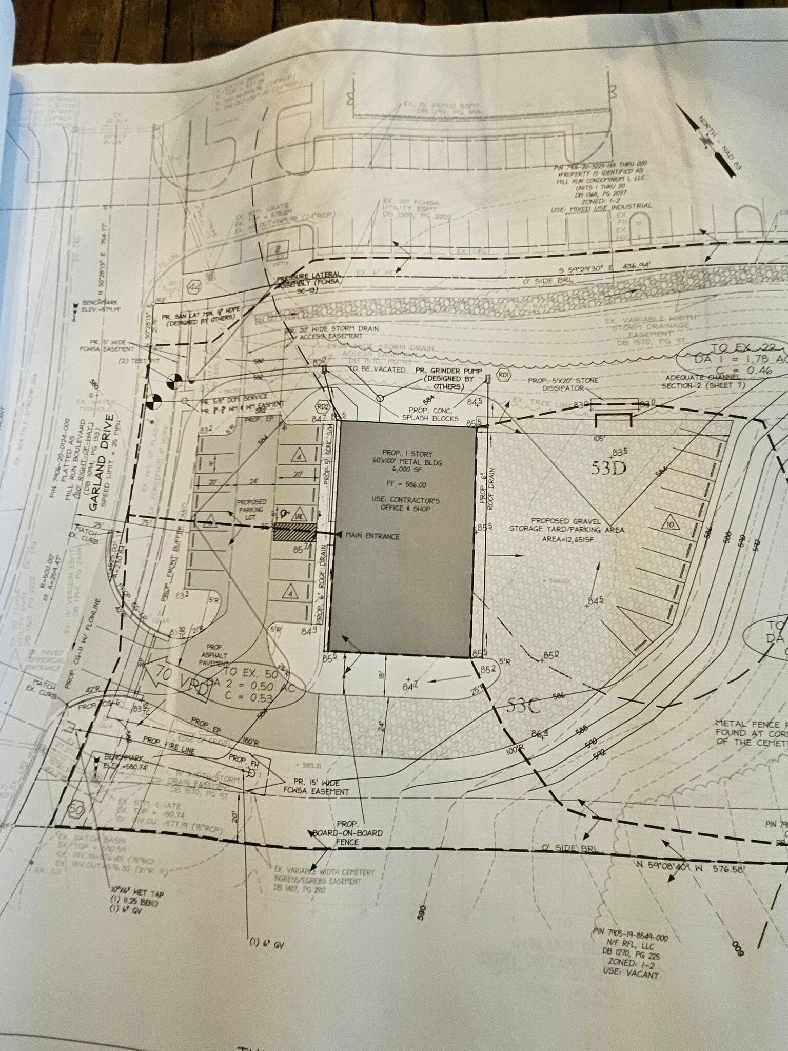 6665 Garland Dr, Warrenton, VA à louer Photo principale– Image 1 sur 2